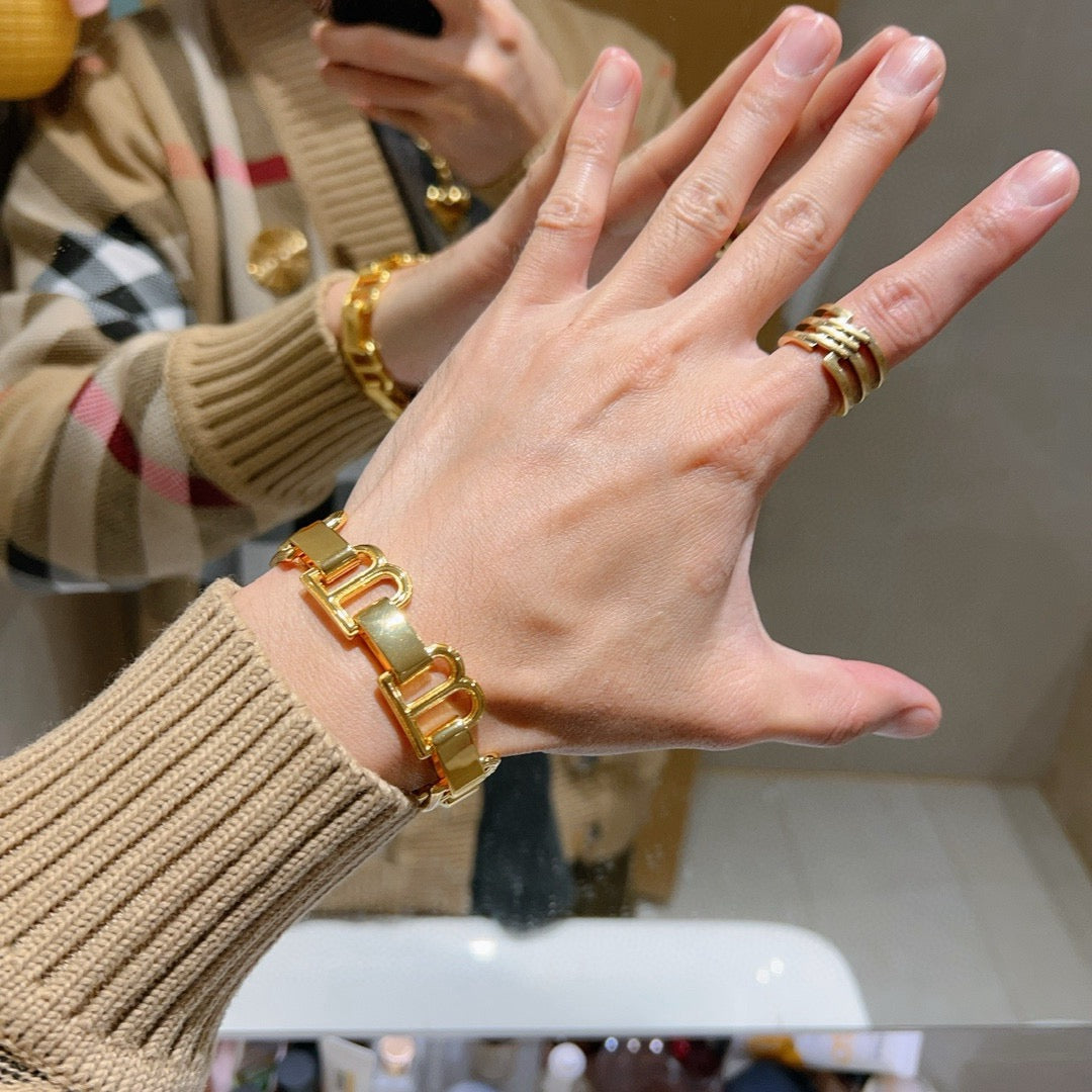 Geometric Emblem Bracelet in Polished Metal-Tone – Design 059 detail view