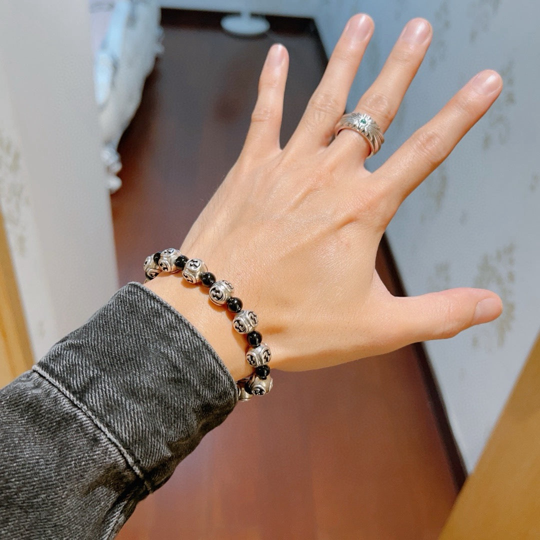 Double-G Emblem Beaded Bracelet in Polished Metal-Tone – Agate Detail – Design 005 front product view