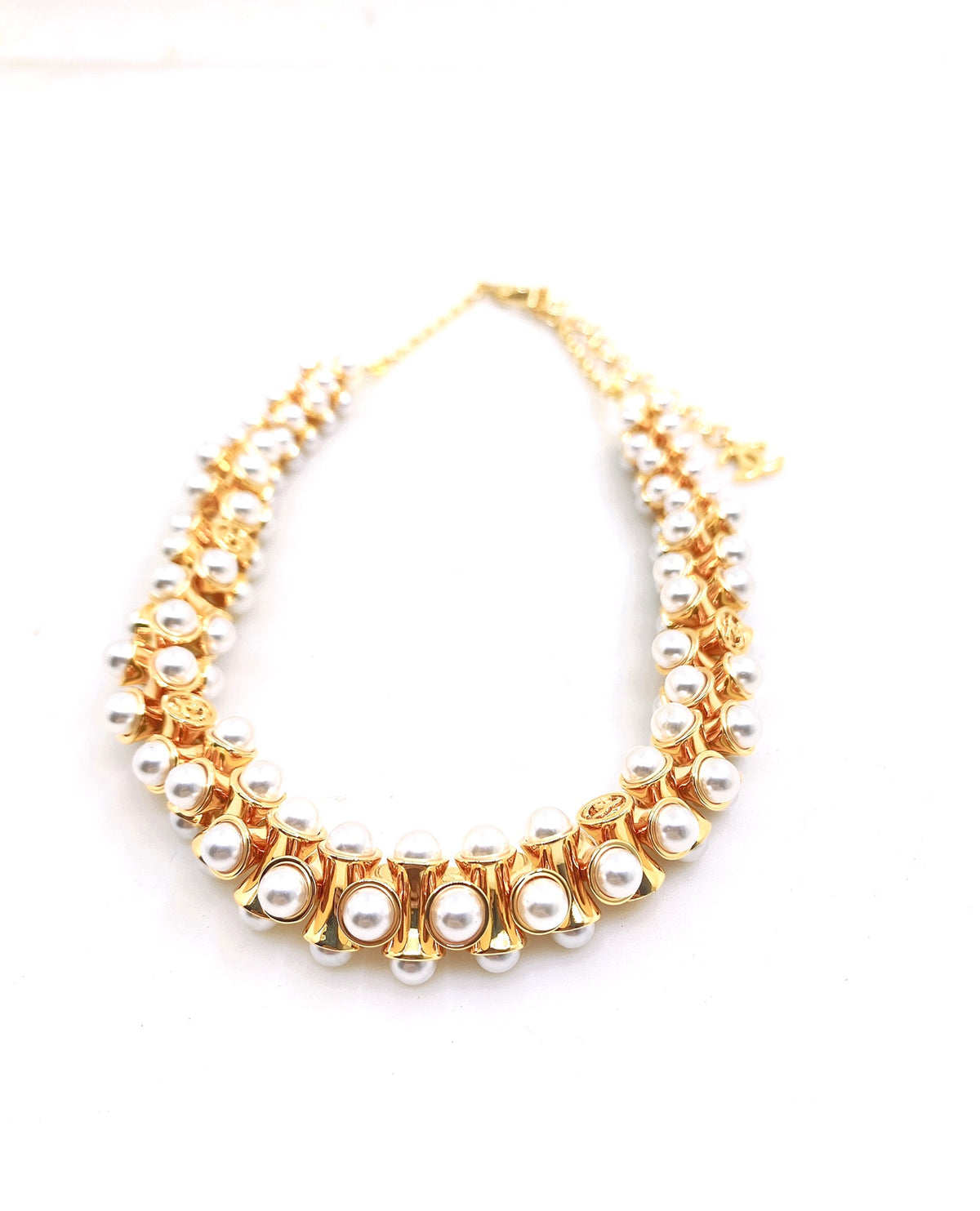 Pearl Pearl-Detail Pendant Necklace – Pearl Detail – Design 051 main product view