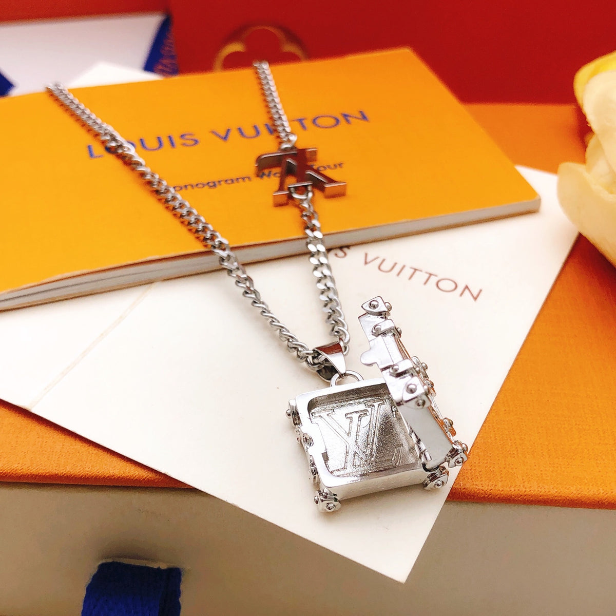 Bag Motif Pendant Necklace in Gold-Tone – Bag Detail – Design 002 close-up detail