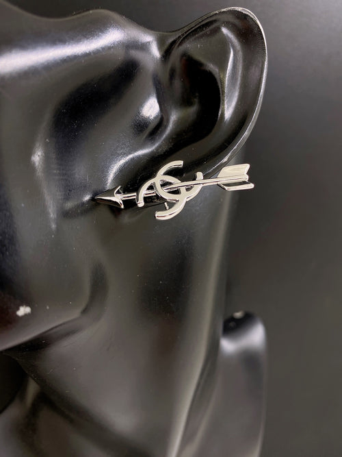 Arrow Stud Earrings in Gold-Tone – Arrow Detail – Design 004 front product view