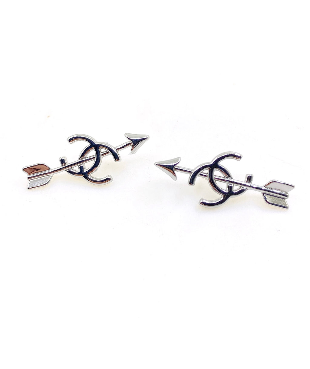 Arrow Stud Earrings in Gold-Tone – Arrow Detail – Design 004 main product view