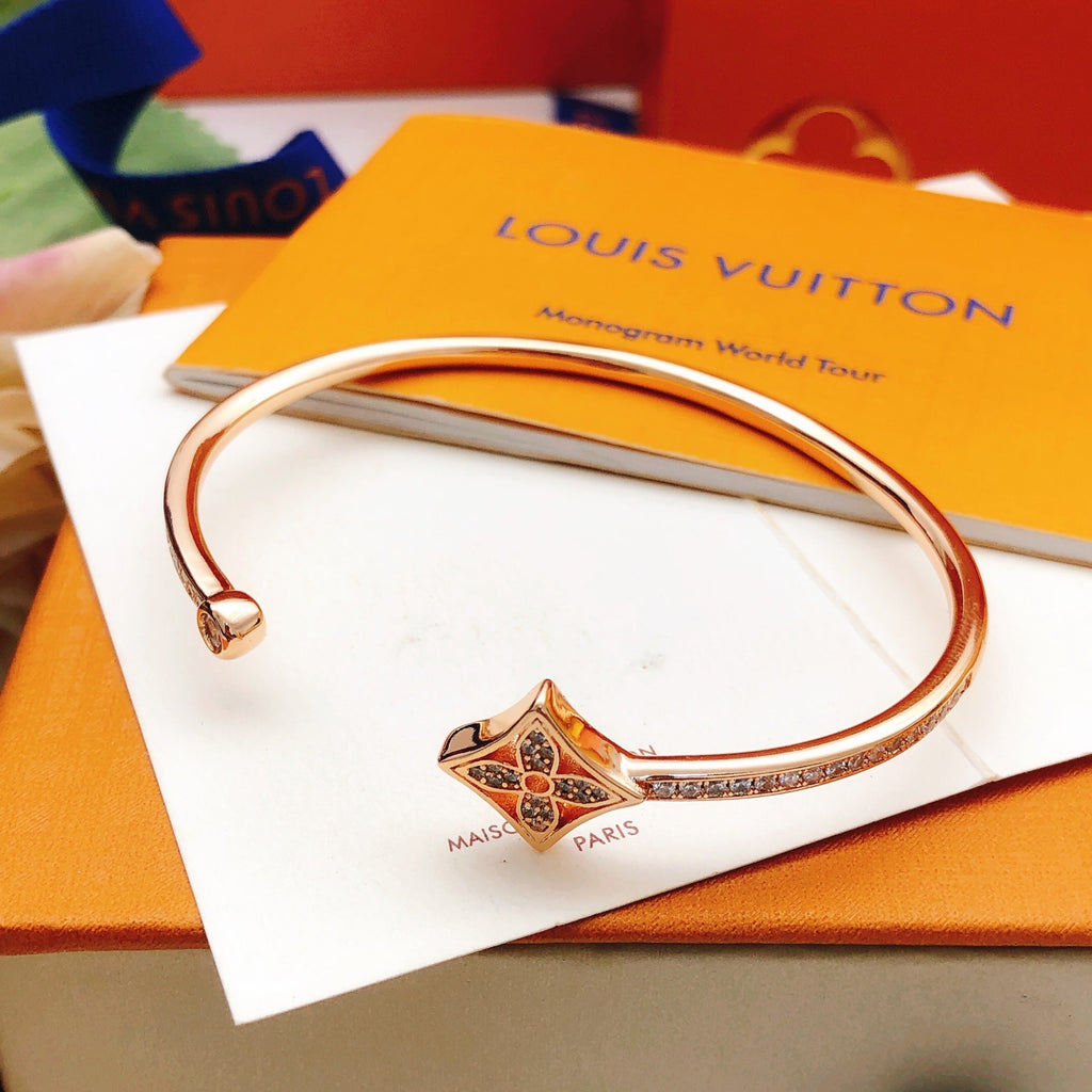 Geometric Emblem Bangle in Rose-Gold-Tone – Rose Gold Detail detail view