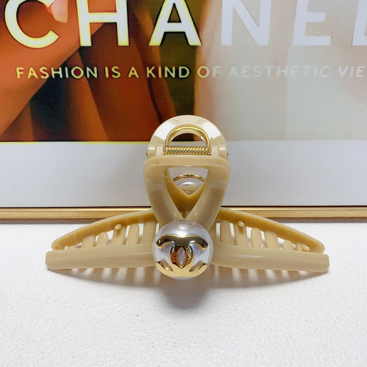 Pearl Hair Clip – Pearl Detail – Design 002 front product view