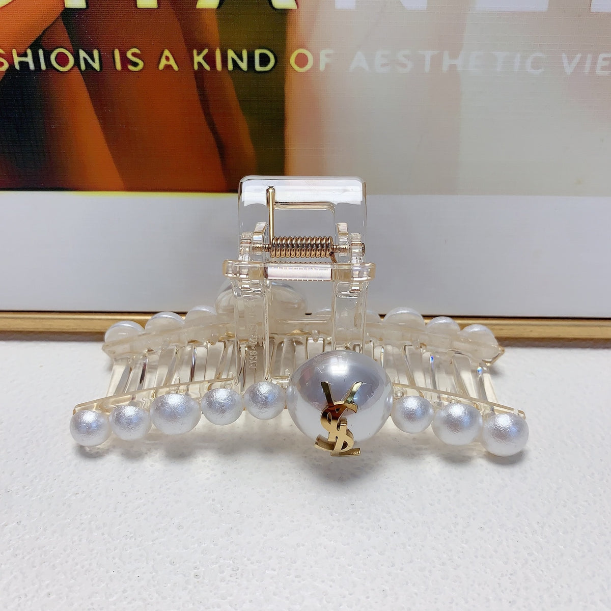 Pearl Hair Clip – Pearl Detail – Design 003 side detail