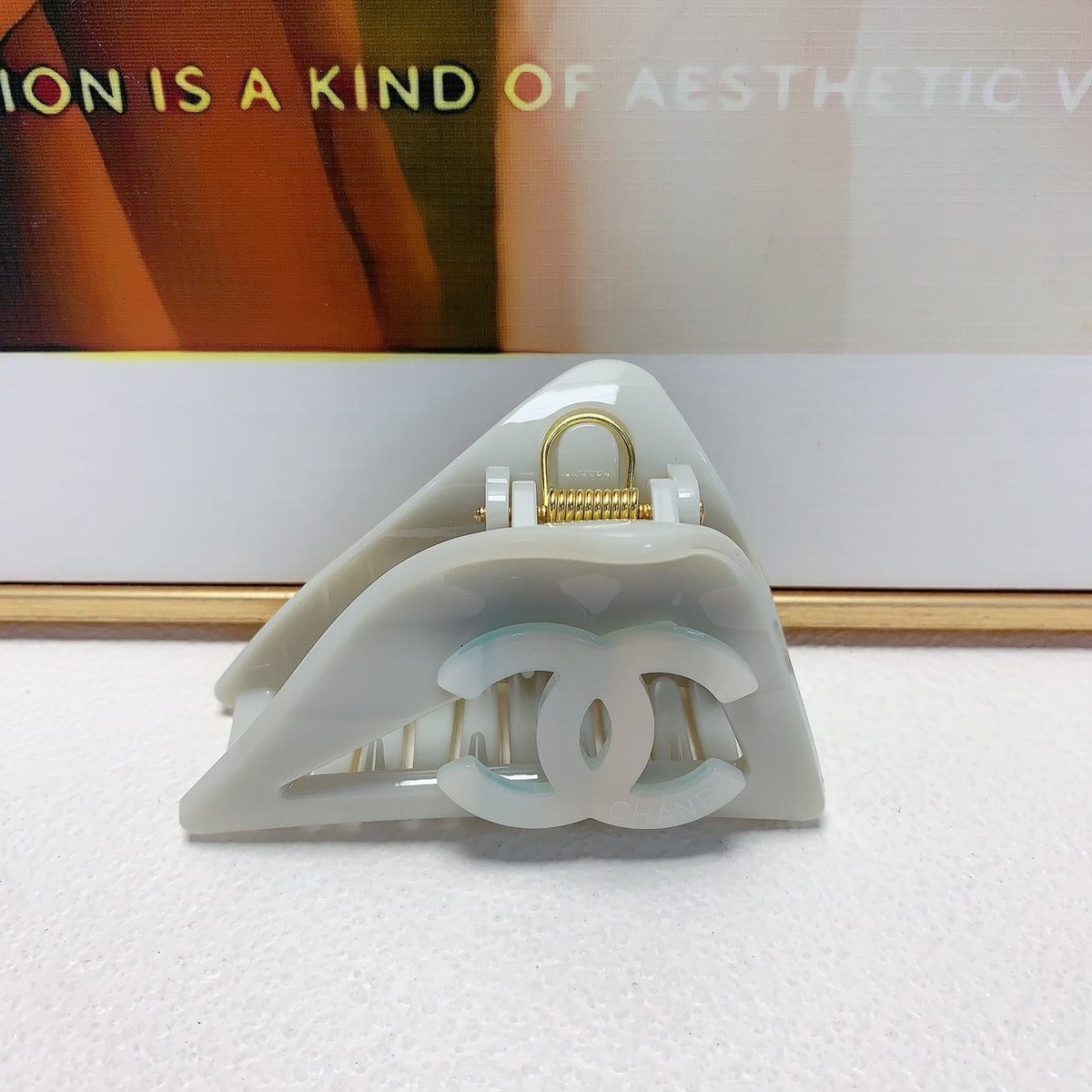 Signature Emblem Hair Clip – Design 009 front product view