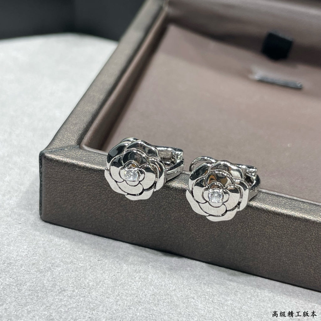 Camellia Jewelry Accessory in Polished Metal-Tone – Camellia Detail front product view