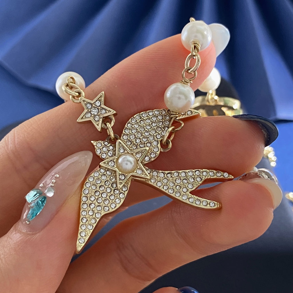 Letter Pearl-Detail Pendant Necklace – Pearl Detail – Design 005 main product view
