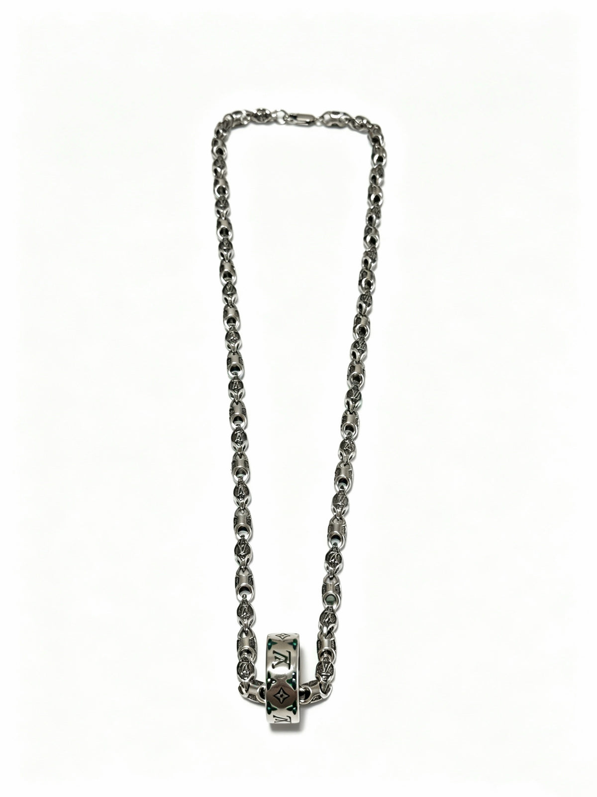 Chain Pendant Necklace in Silver-Tone – Design 032 main product view