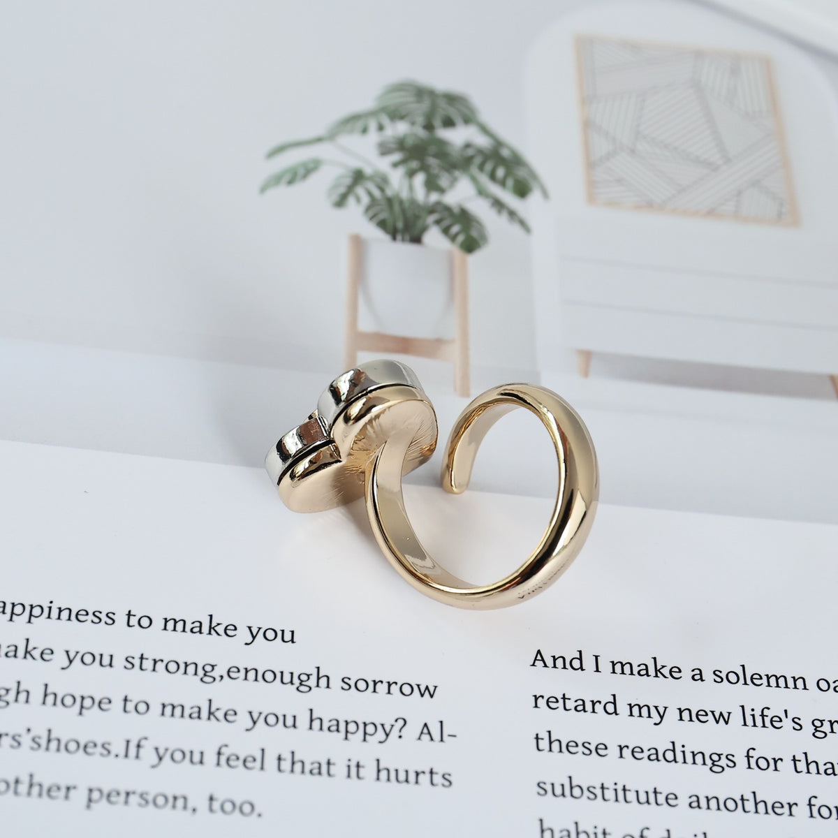 Double-C Emblem Statement Ring in Polished Metal-Tone – Heart Detail – Design 002 side detail