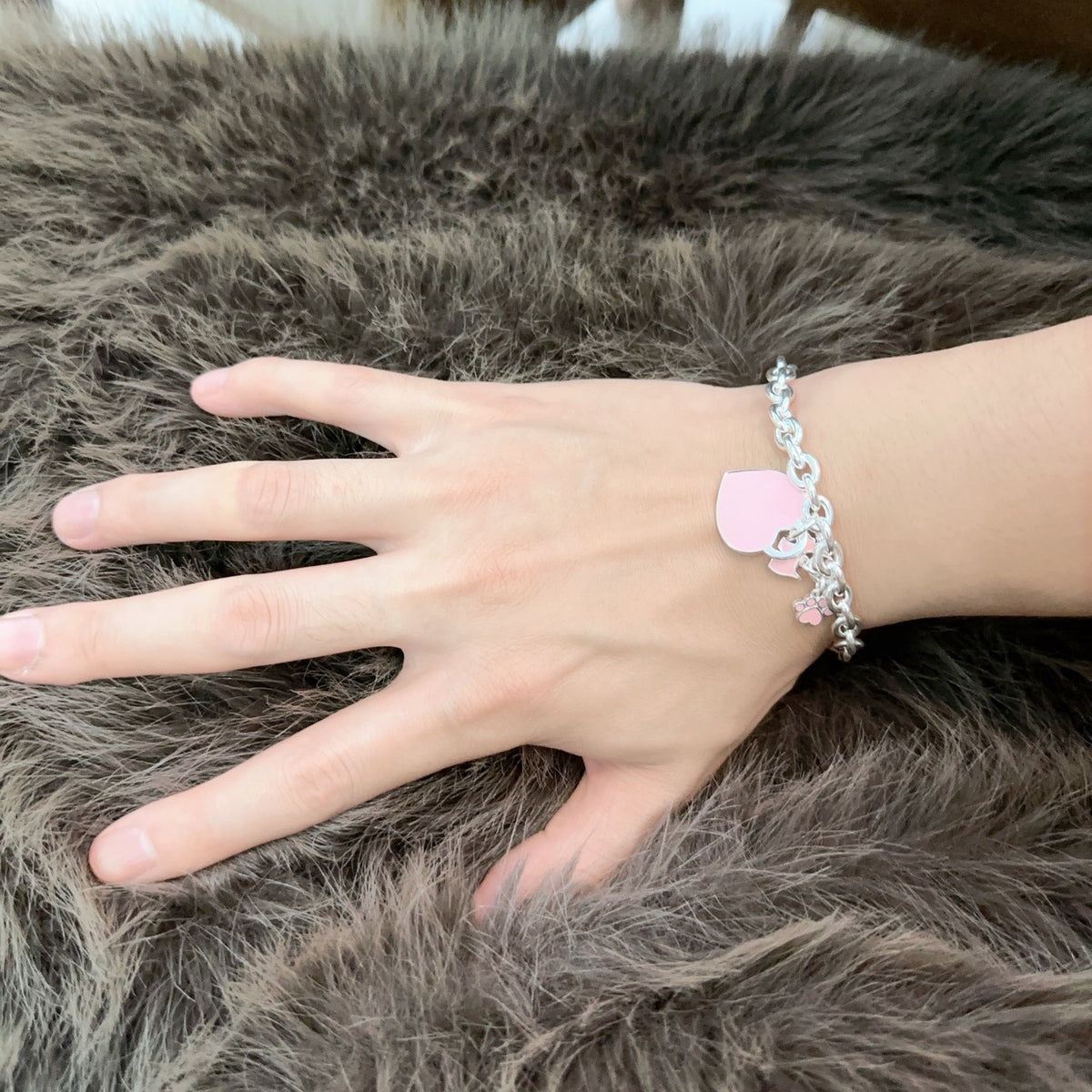 Signature Motif Bracelet in Silver-Tone – Vintage Detail – Design 70 main product view