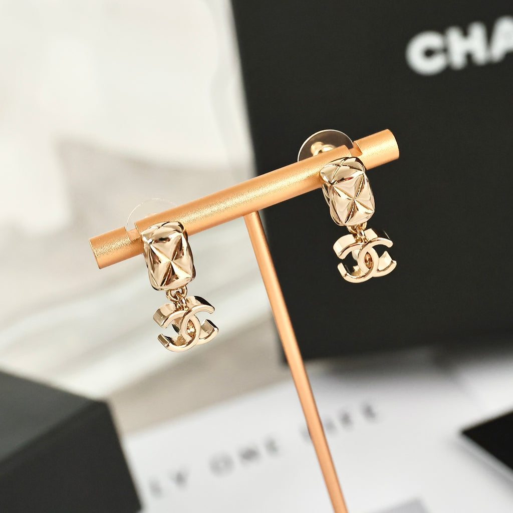 Double-C Emblem Statement Earrings in Polished Metal-Tone – Design 050 front product view