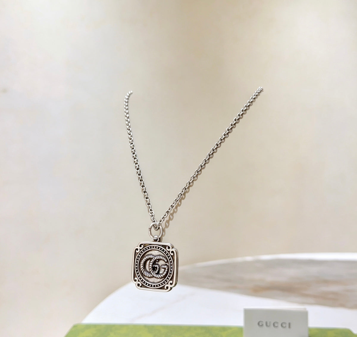 Double-G Emblem Pendant Necklace in Silver-Tone – Vintage Detail – Design 049 side detail