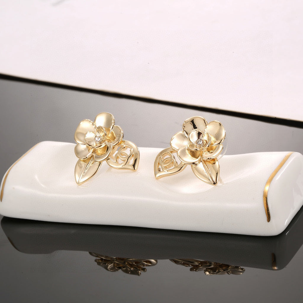 Camellia Stud Earrings in Gold-Tone – Camellia Detail – Design 009 side detail