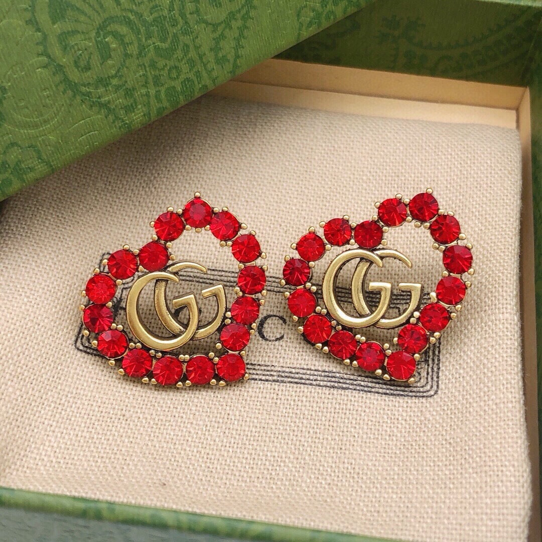 Double-G Emblem Stud Earrings in Polished Metal-Tone – Design 015 side detail