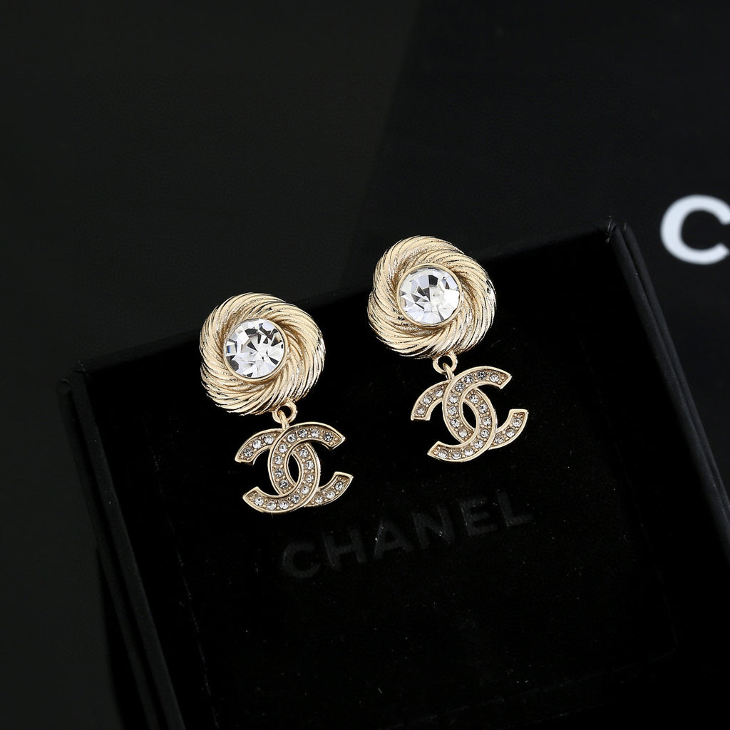 Double-C Emblem Stud Earrings in Gold-Tone – Design 035 main product view