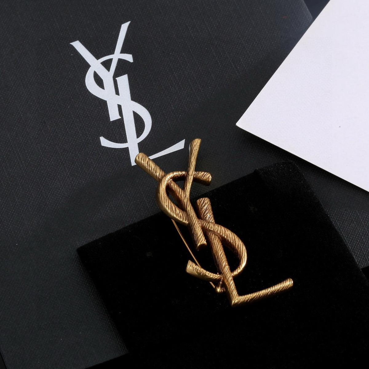 Geometric Emblem Brooch in Polished Metal-Tone – Design 007 side detail