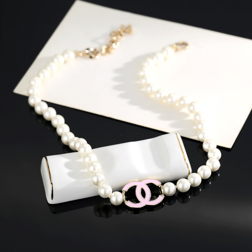 Double-C Emblem Pearl-Detail Pendant Necklace – Pearl Detail – Design 037 close-up detail