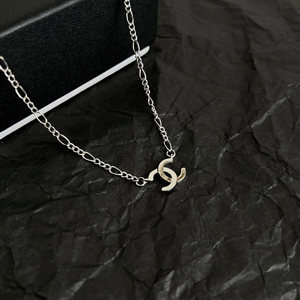 Double-C Emblem Pendant Necklace in Polished Metal-Tone – Design 066 side detail