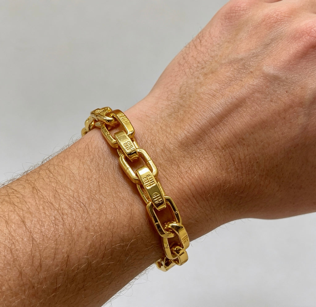 Floral Bracelet in Gold-Tone – Design 007 front product view