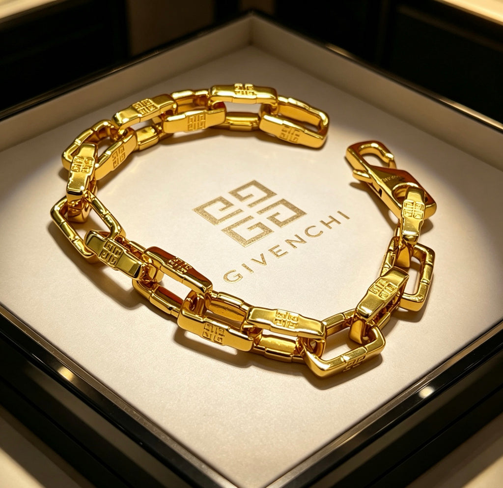 Floral Bracelet in Gold-Tone – Design 007 main product view