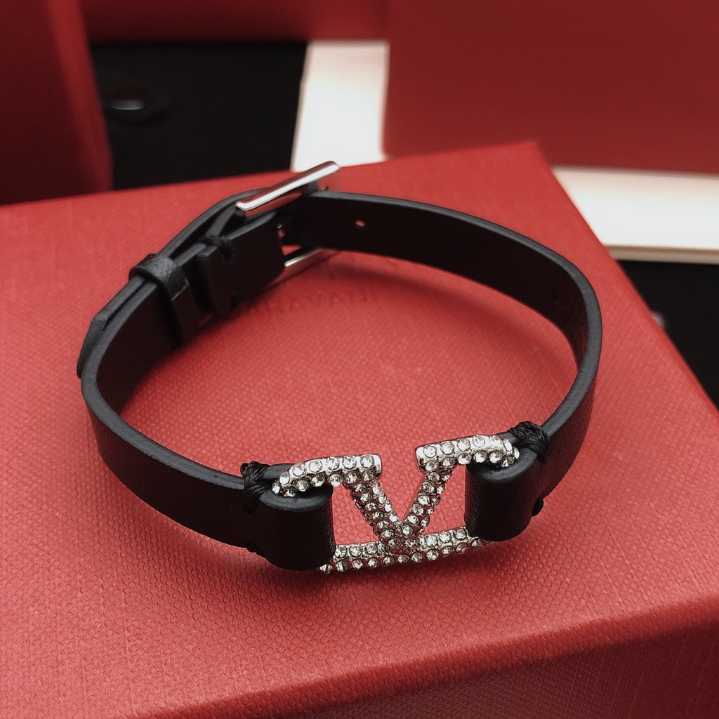 Signature Emblem Bracelet in Gold-Tone – Black – Design 02 styled detail