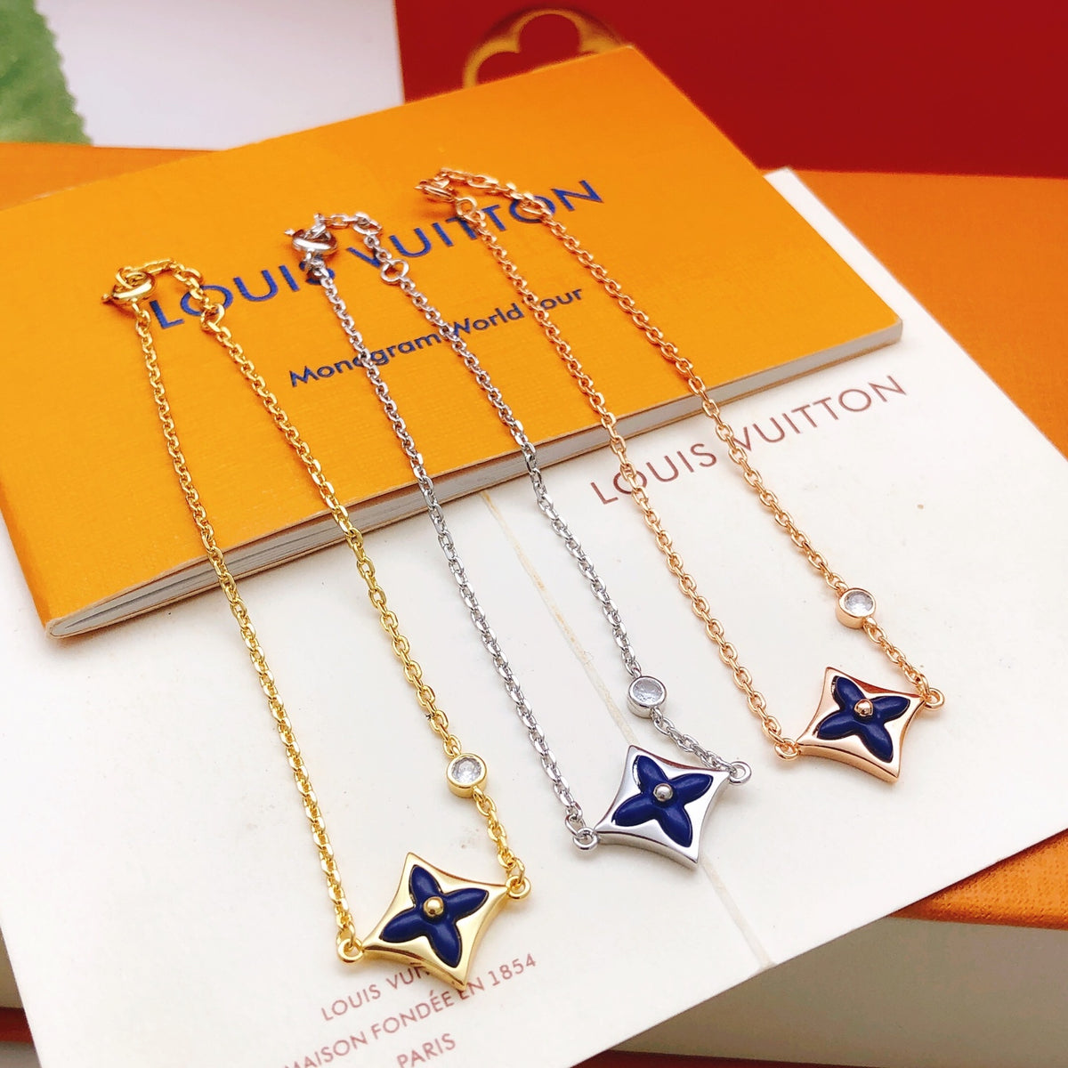Geometric Emblem Bracelet in Gold-Tone – Blue Detail – Design 005 close-up detail