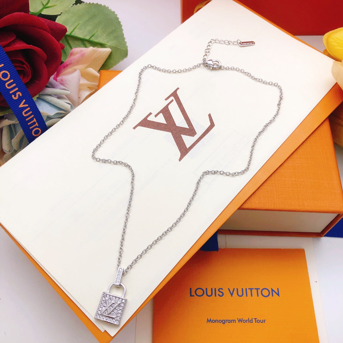 Lock Pendant Necklace in Gold-Tone – Design 008 close-up detail