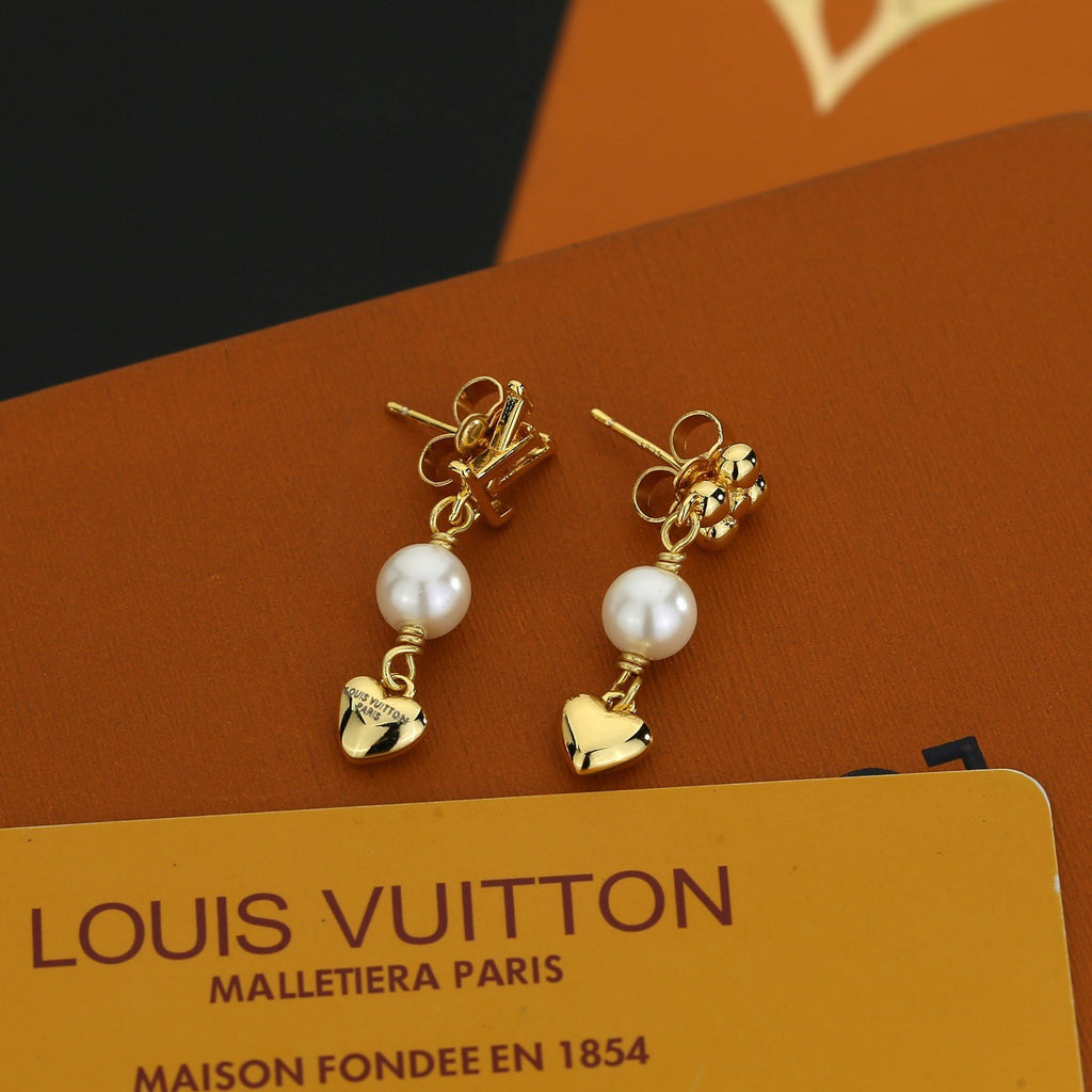 Letter Emblem Stud Earrings in Polished Metal-Tone – Design 036 side detail