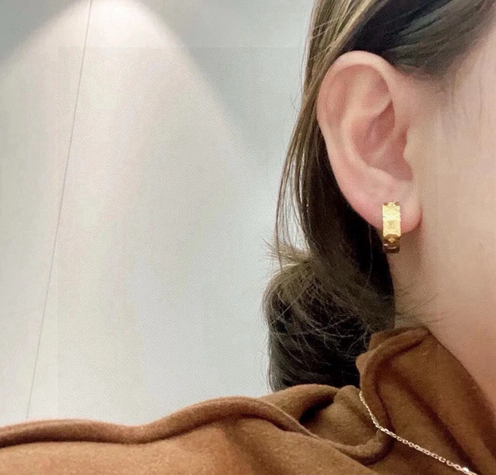 Clover Stud Earrings in Polished Metal-Tone – Clover Detail – Design 015 styled product view