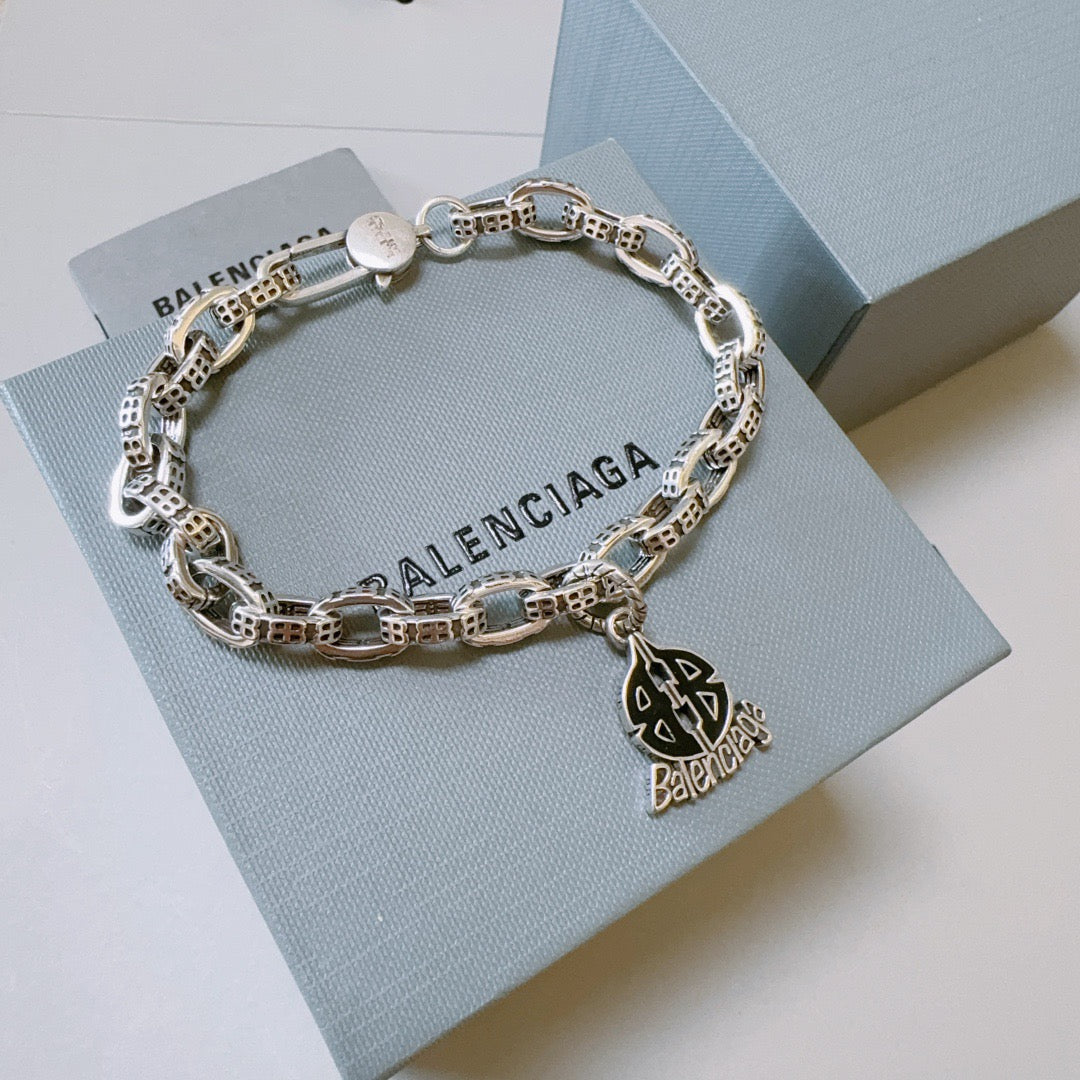 Geometric Emblem Bracelet in Polished Metal-Tone – Design 061 side detail