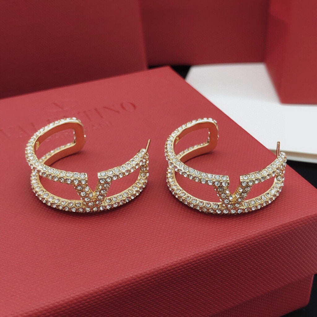 Moon Crystal-Accent Statement Earrings – Design 03 styled detail