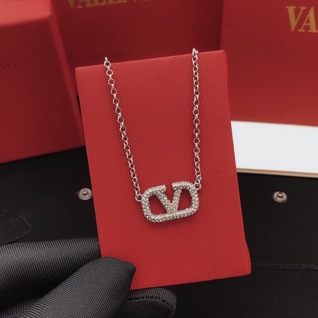 Signature Emblem Crystal-Accent Pendant Necklace – Design 02 side detail