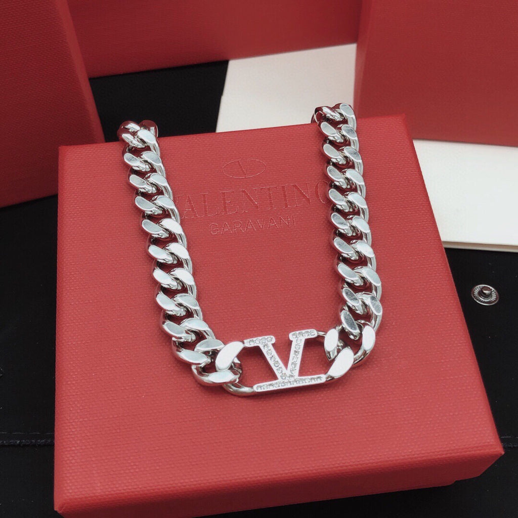 Signature Emblem Jewelry Accessory – Design 01 detail view