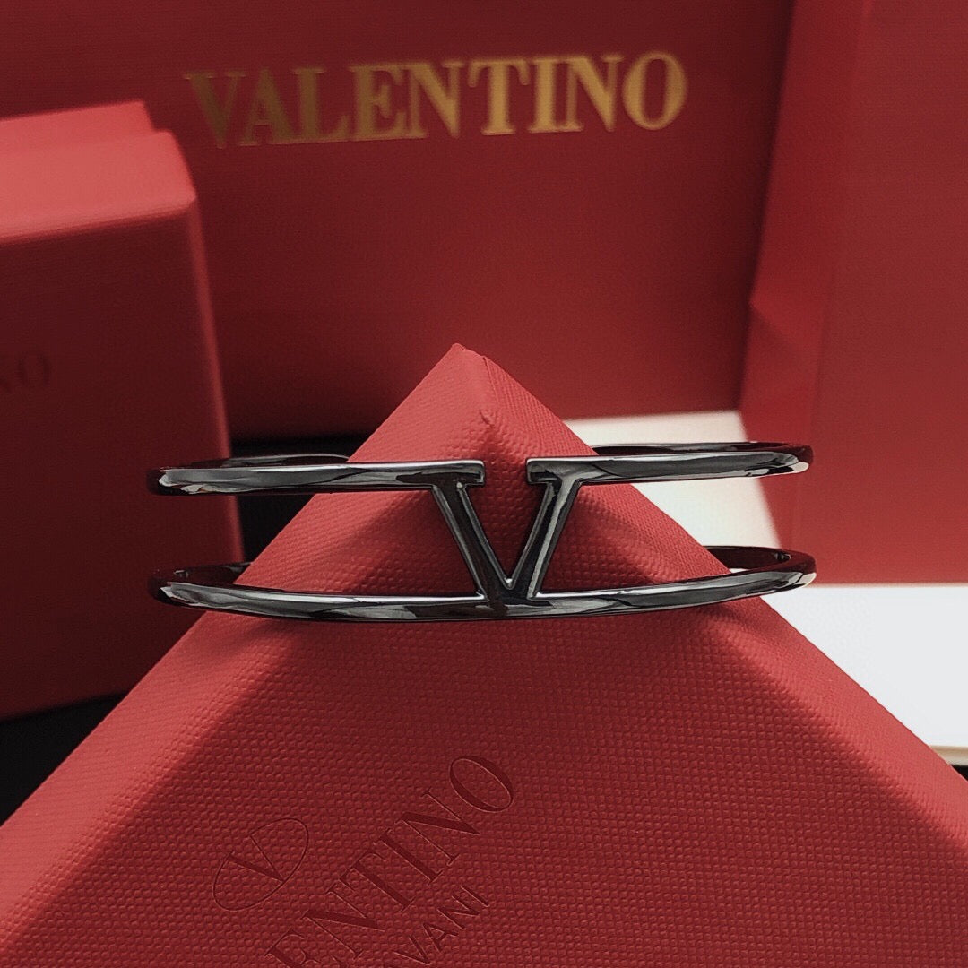 Signature Emblem Cuff Bracelet in Gold-Tone – Black styled detail