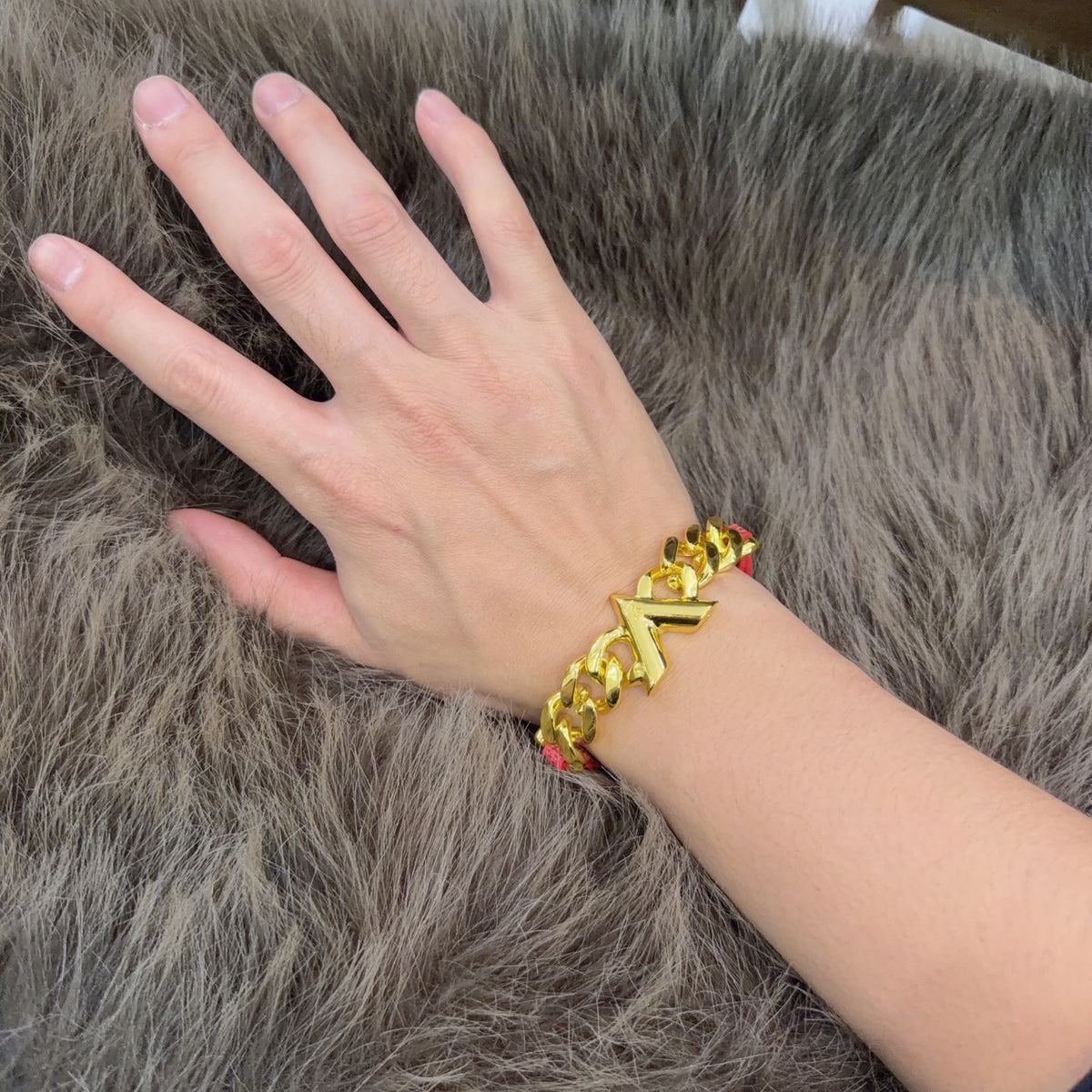 Geometric Emblem Leather-Detail Bracelet – Leather Detail – Design 019 detail view
