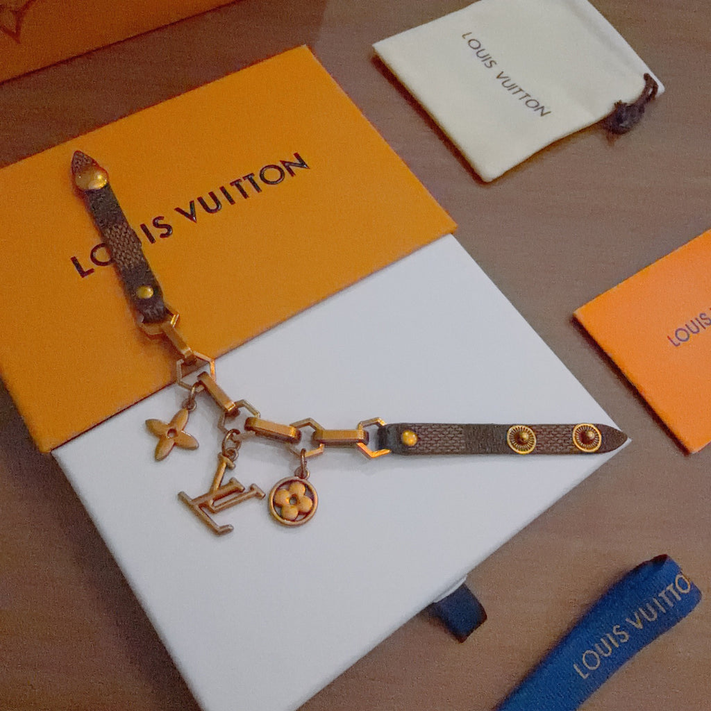 Geometric Emblem Leather-Detail Bracelet – Leather Detail – Design 017 front product view