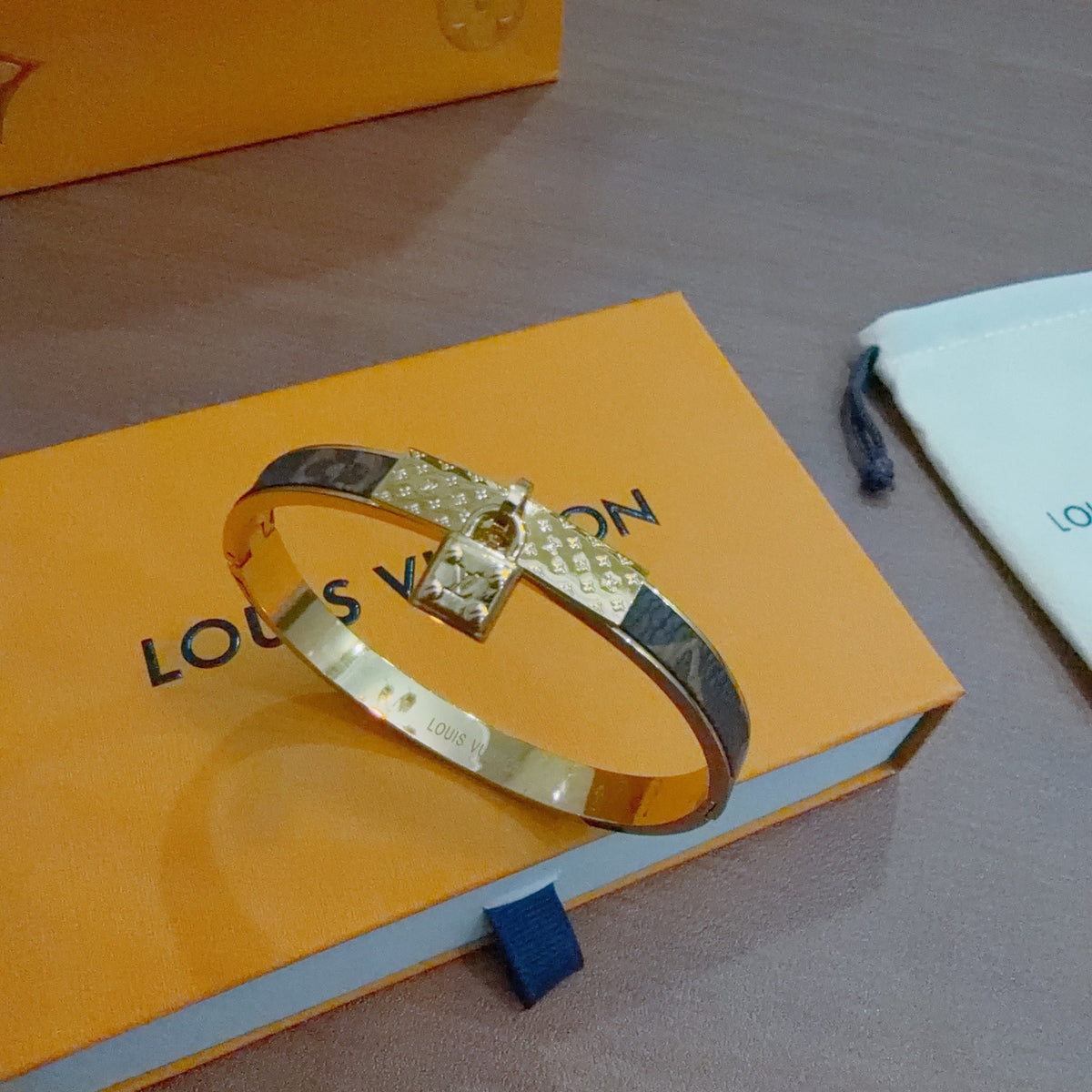 Geometric Emblem Bangle in Polished Metal-Tone – Design 009 detail view