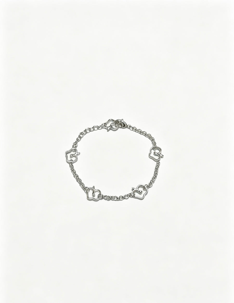 Signature Motif Bracelet in Silver-Tone – Vintage Detail – Design 84 main product view