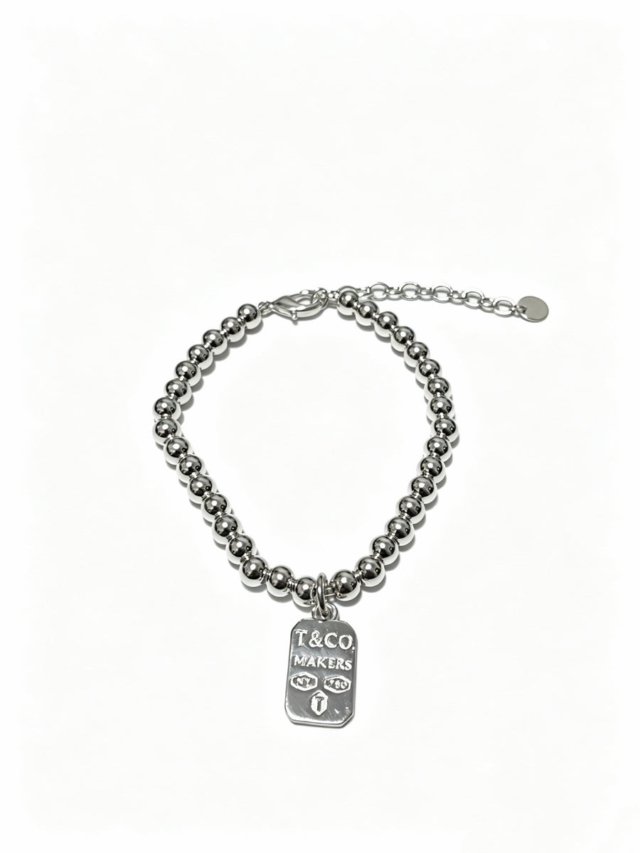 Signature Motif Bracelet in Silver-Tone – Vintage Detail – Design 83 main product view