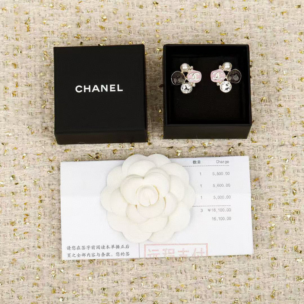 Signature Emblem Stud Earrings in Gold-Tone – Design 063 side detail