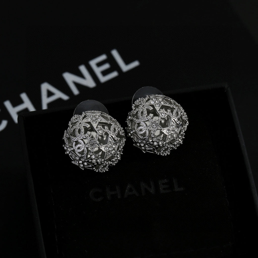 Star Stud Earrings in Gold-Tone – Star Detail – Design 008 styled product view