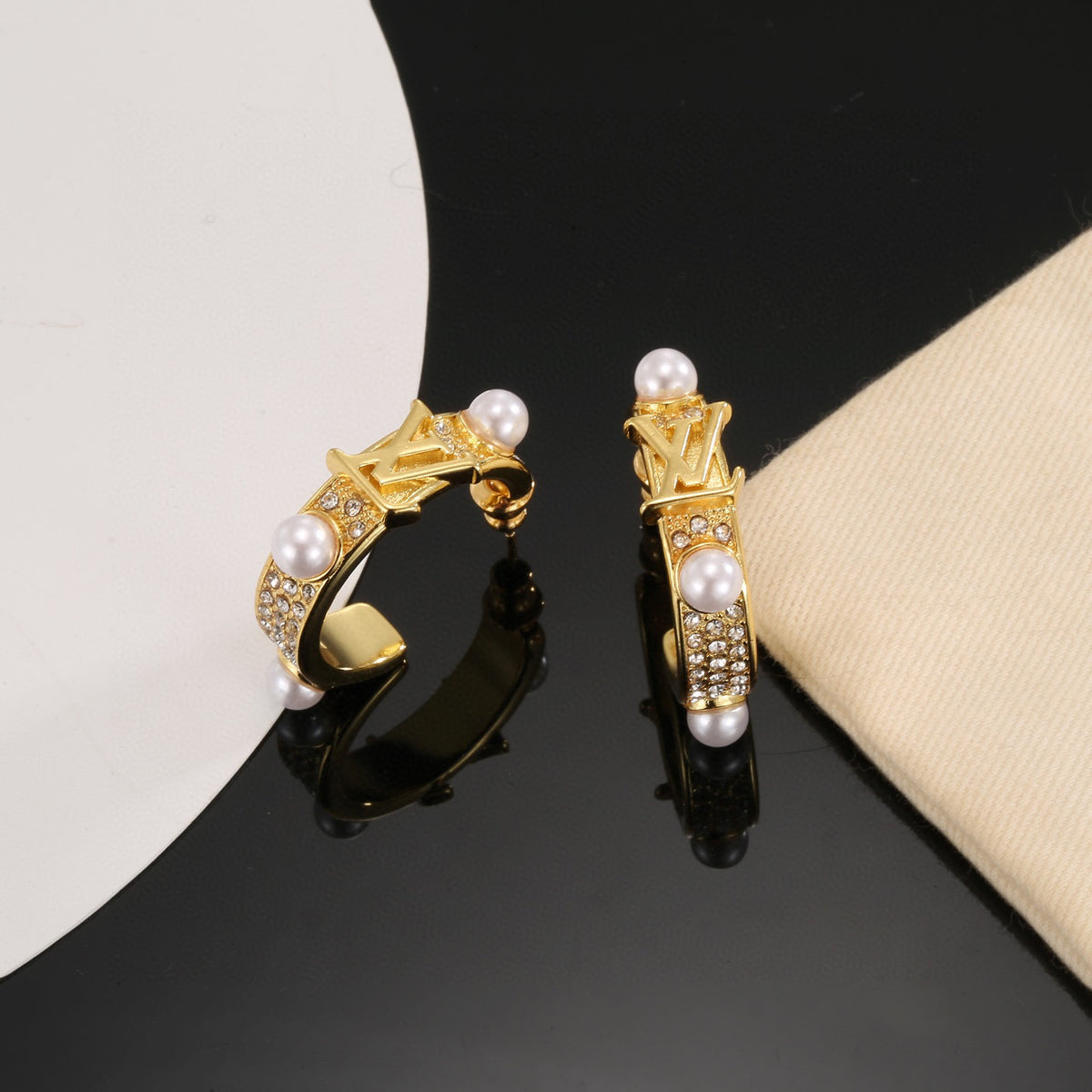 Letter Emblem Stud Earrings in Polished Metal-Tone – Design 028 side detail