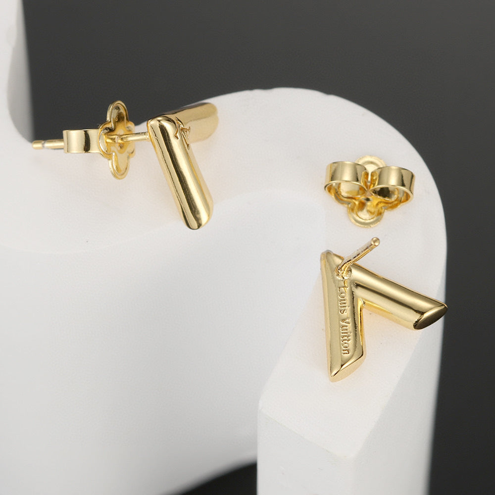 Letter Emblem Stud Earrings in Gold-Tone – Design 009 side detail