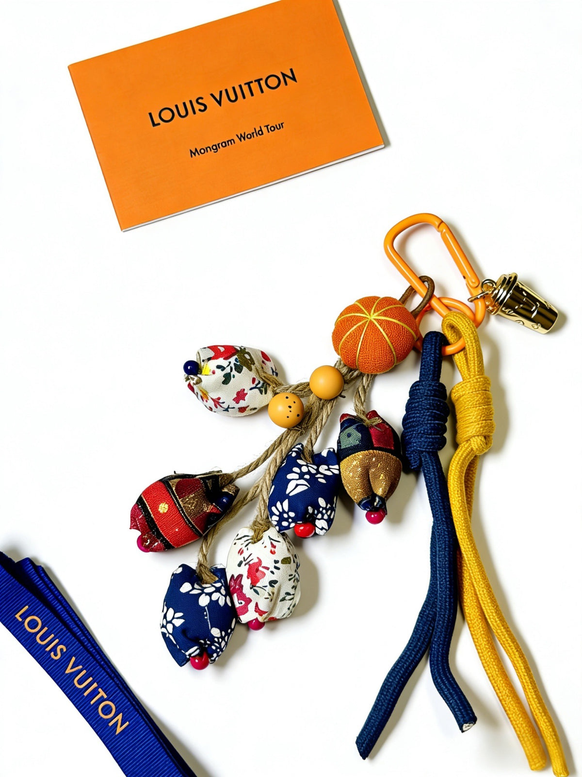 Bag Motif Keychain – Bag Detail – Design 097 front product view