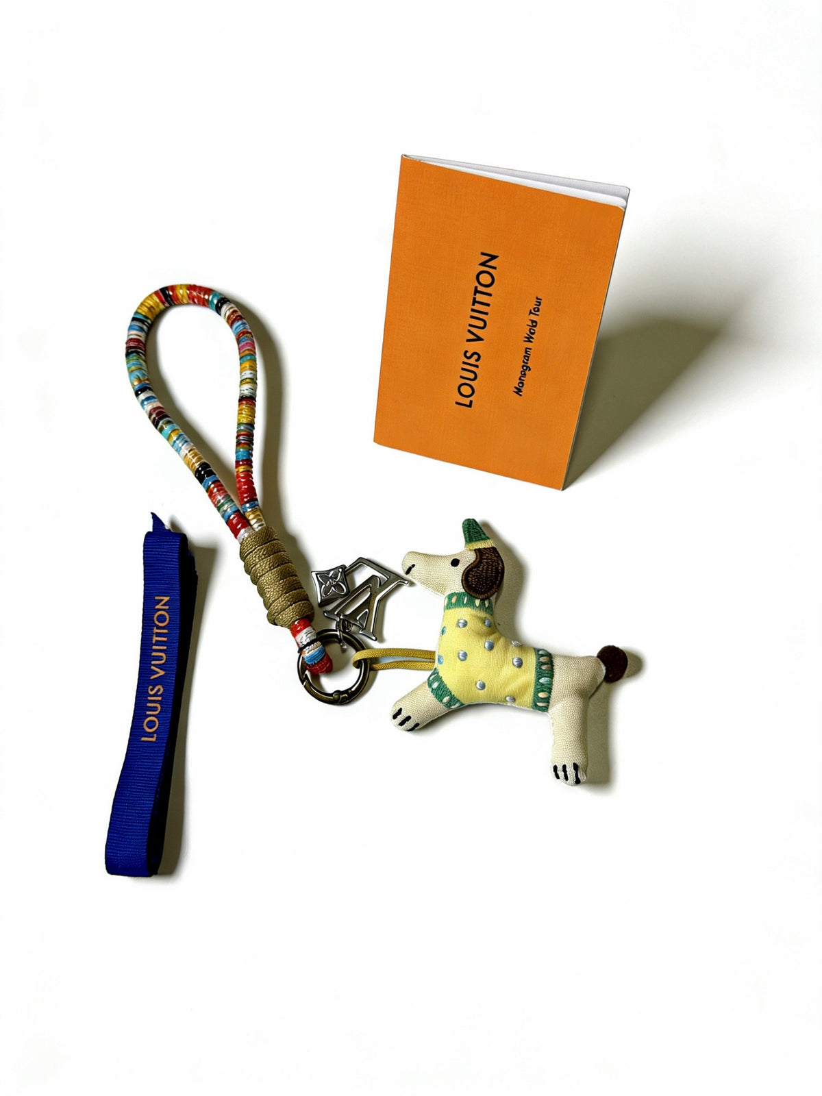 Bag Motif Keychain – Bag Detail – Design 096 styled product view