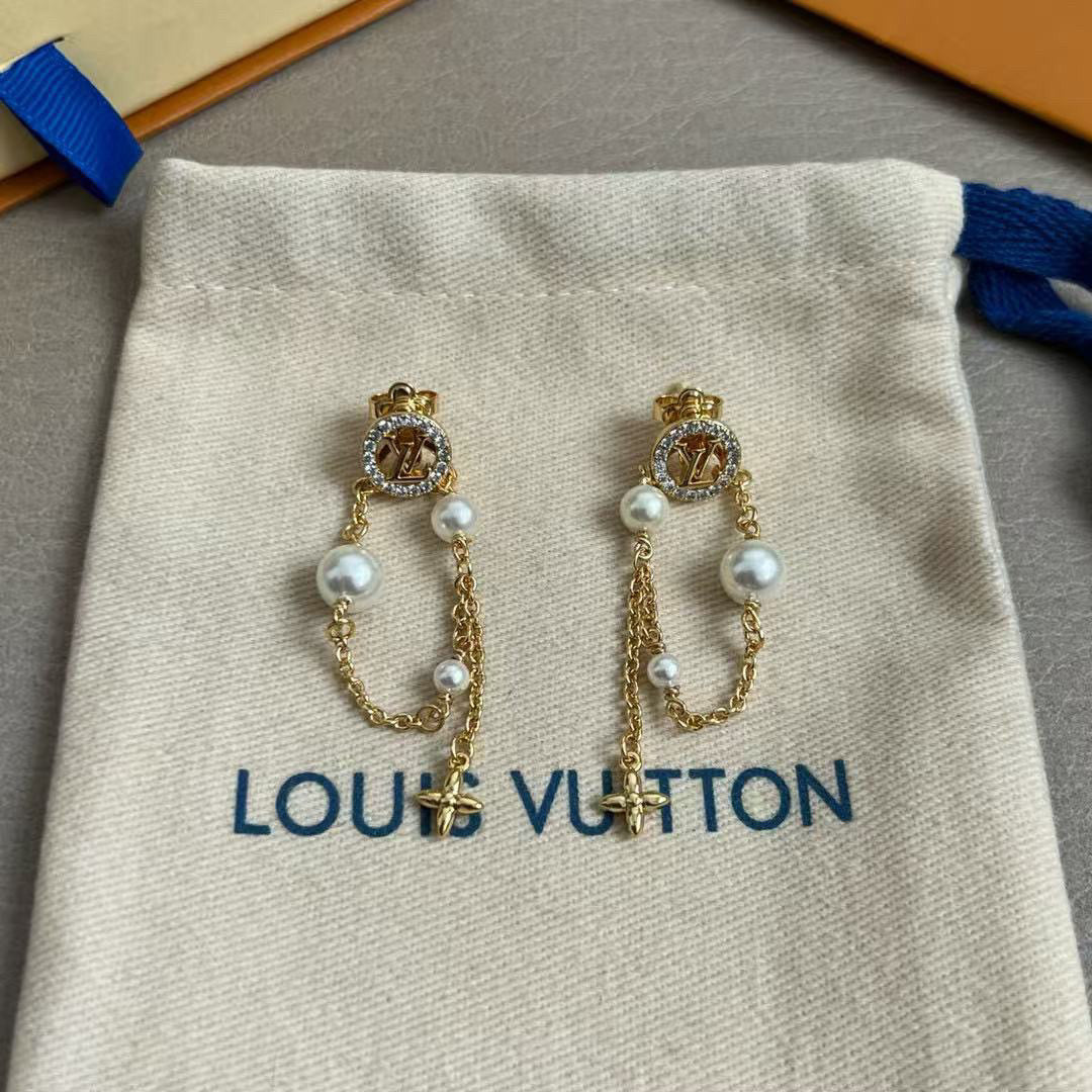 Letter Emblem Stud Earrings in Polished Metal-Tone – Design 049 main product view