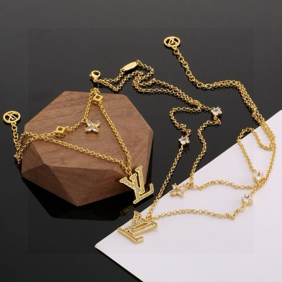 Floral Bracelet in Polished Metal-Tone – Design 005 front product view