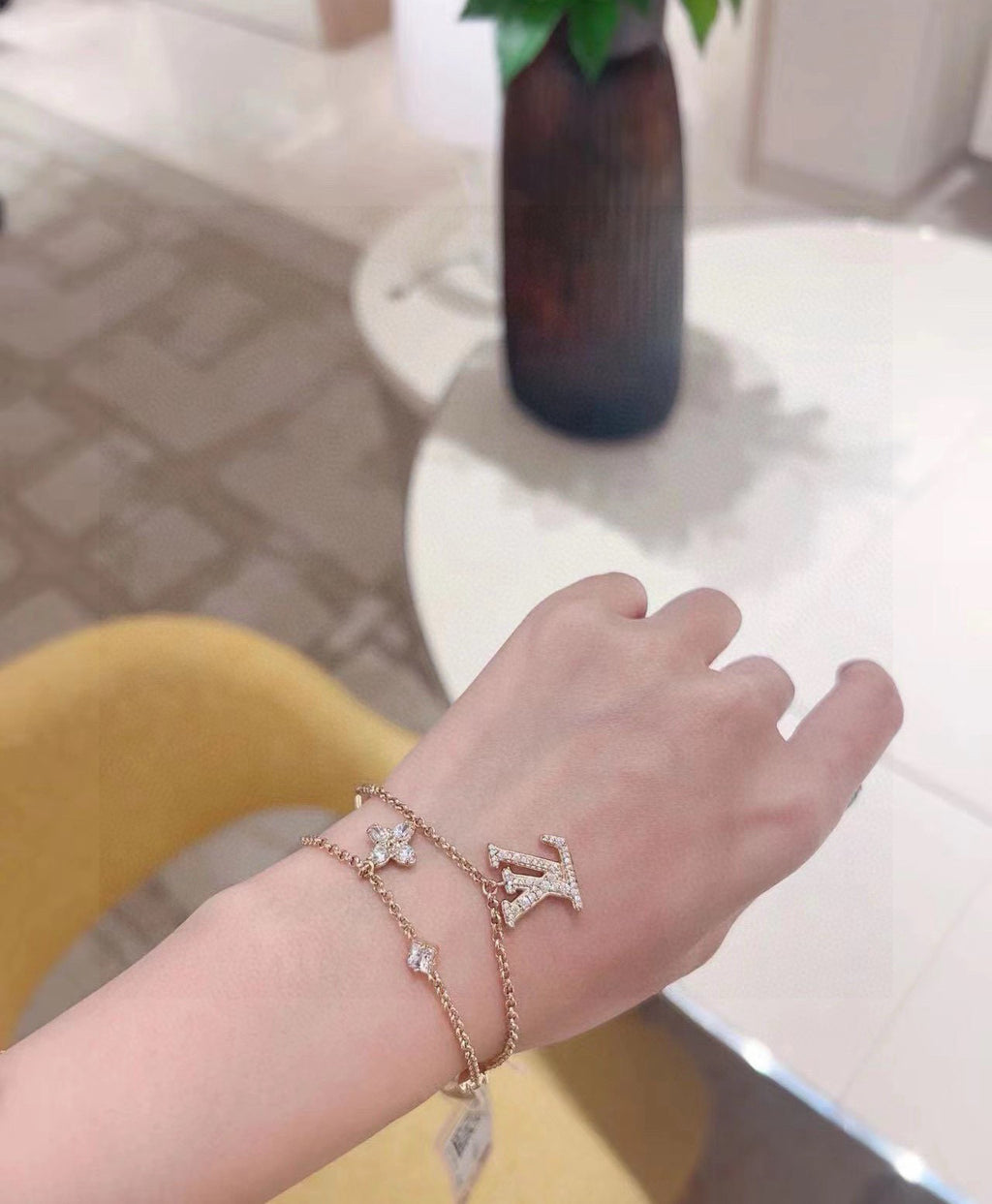 Floral Bracelet in Polished Metal-Tone – Design 005 detail view