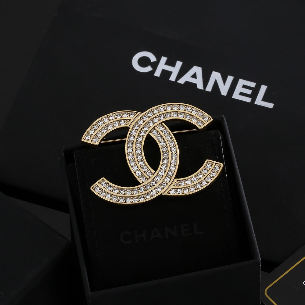 Double-C Emblem Brooch in Gold-Tone – Design 024 main product view